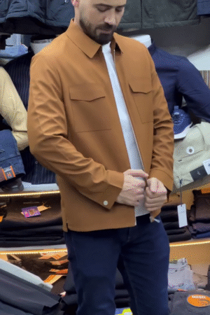BROWN STRUCTURED BUTTON-UP SHIRT